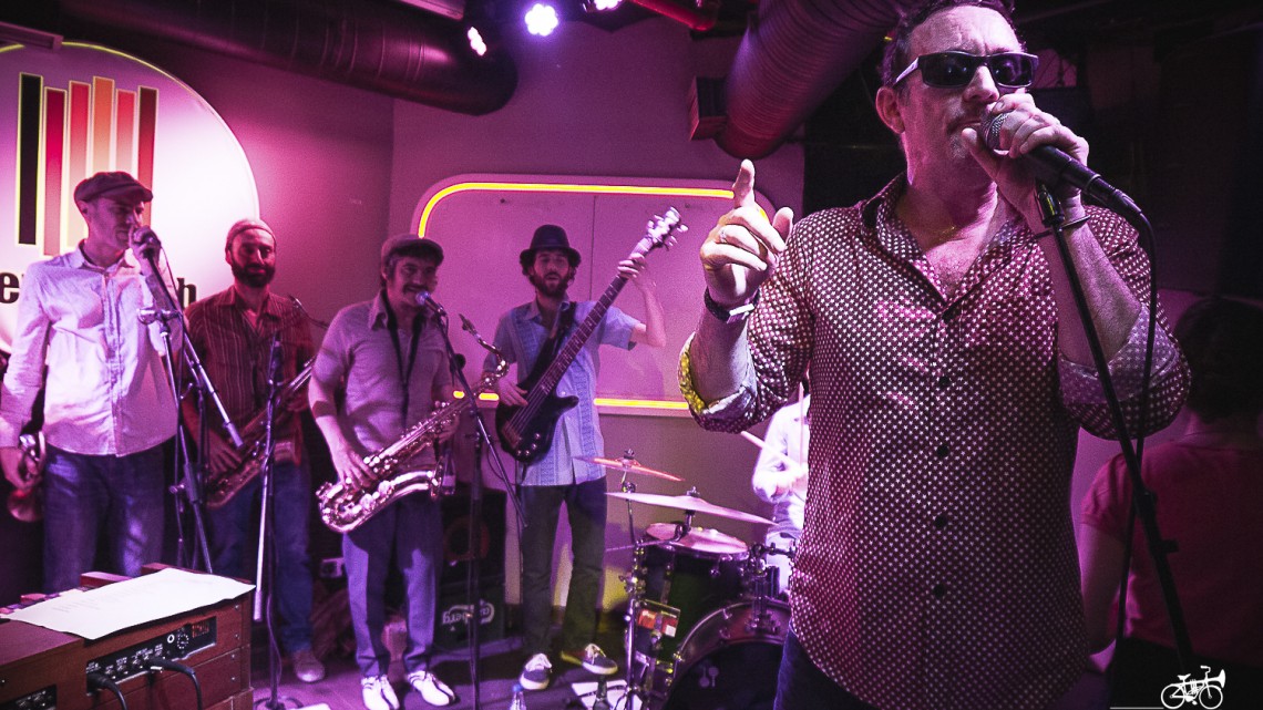 Watch Out - sala tempo